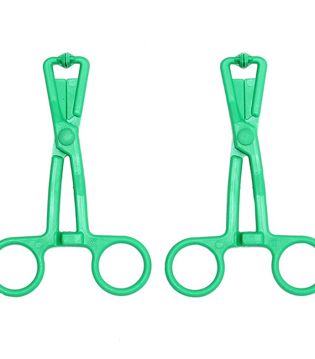 Green Scissor Nipple Clamps With Metal Chain - Image 2