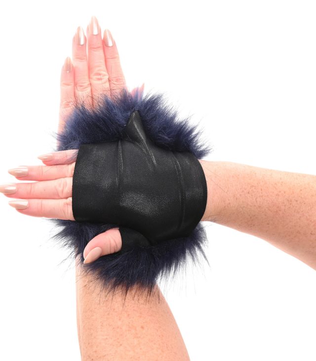 SportSheets Cougar Spiked Sensory Glove - Image 3